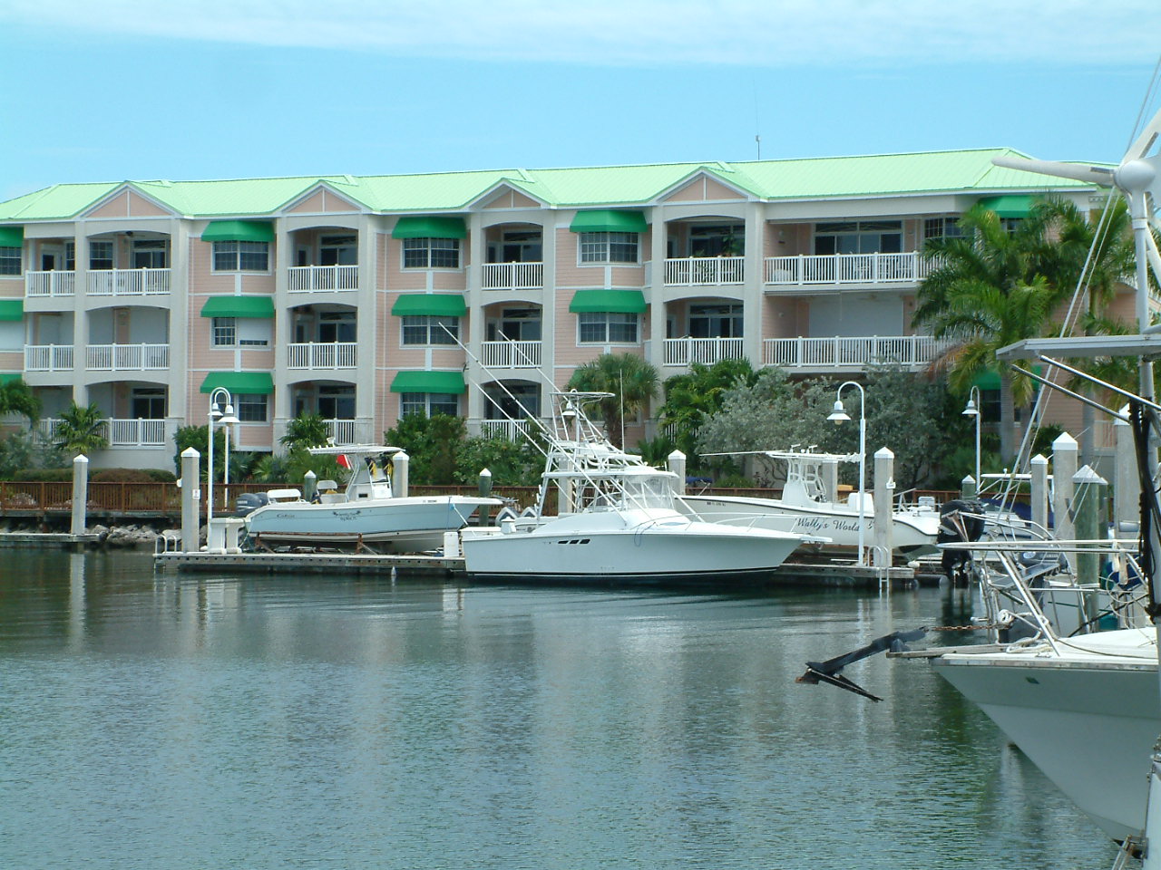 key west sunset marina boating opportunities